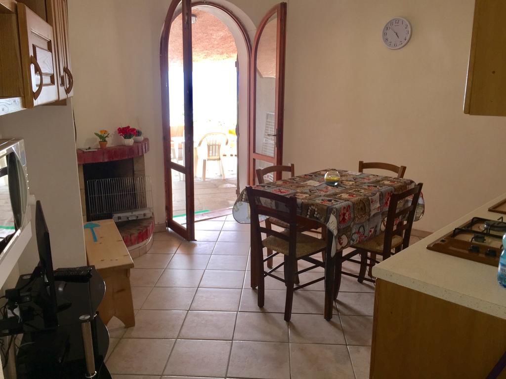 Appartamenti In Villa La Marinedda Изола Роса Екстериор снимка